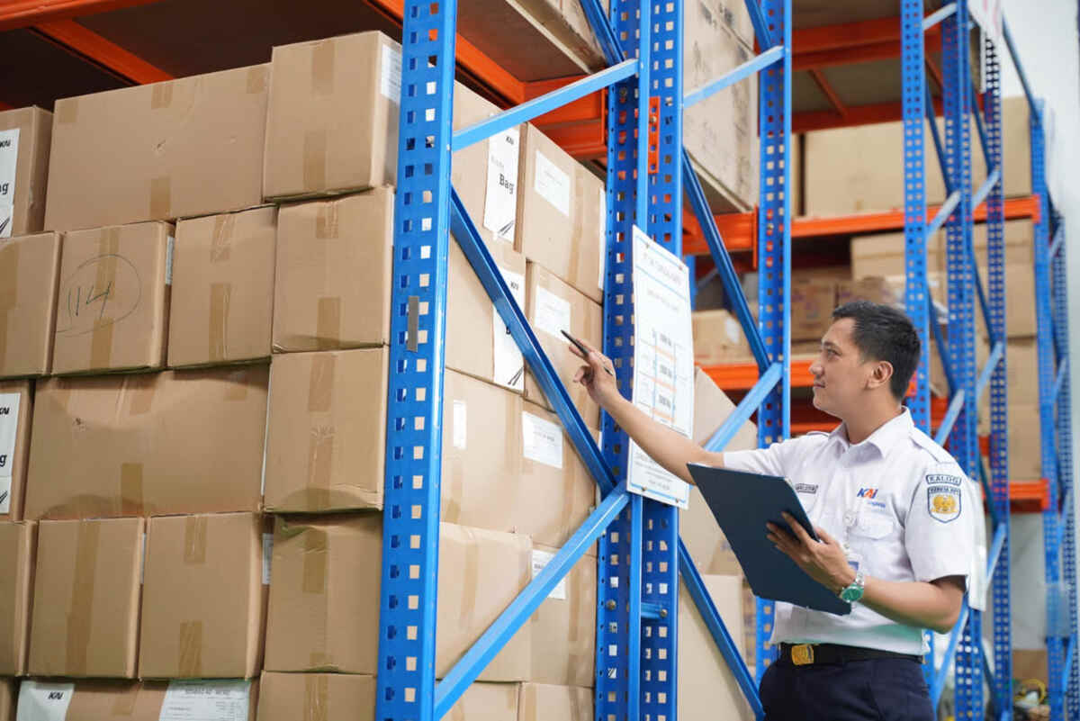 KAI Logistik Optimalkan Kawasan Gudang Kalimas untuk Perkuat Rantai Logistik Terpadu