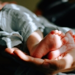 Skin Barrier Bayi Lemah? Ini Dampaknya dan Cara Memperkuatnya