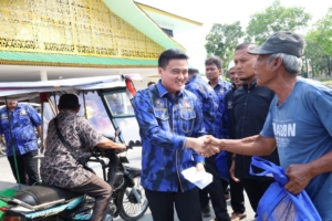 Ramadan Berkah Jelang Lebaran, KOMBAT Sumut Berbagi Taliasih dan Bingkisan untuk Ribuan Warga