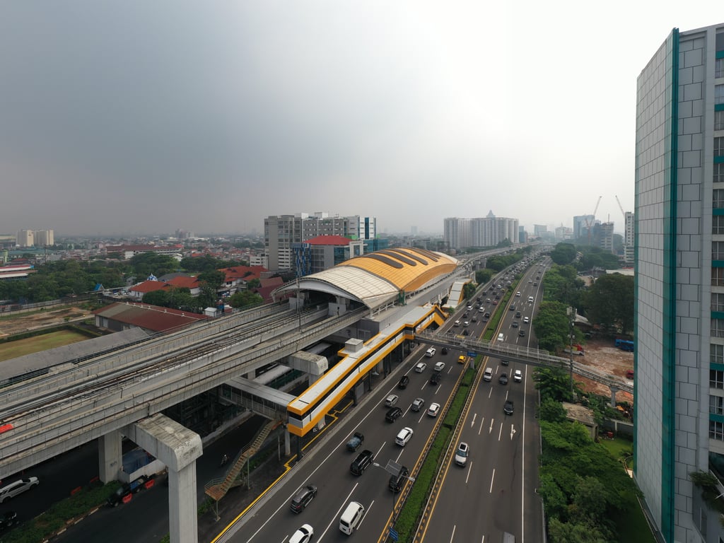 Dukung Mobilitas Lebaran, LRT Jabodebek Perkuat Integrasi Antarmoda dan Akses ke Destinasi Wisata