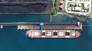 Fitch Menaikkan Asumsi Harga Komoditas, Ini Prospeknya