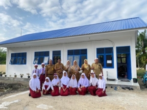 Respon Cepat PTPN Group Bangun Kembali Gedung Sekolah di Rokan Hulu Pasca Terbakar