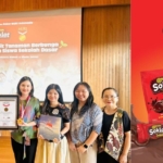 Ribuan Siswa SD Tanam Bunga, Nissin Soklat & PT Monde Mahkota Biskuit Raih Rekor MURI