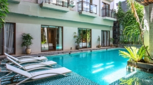 Seminyak vs Canggu: Mana yang Lebih Cocok untuk Liburanmu?