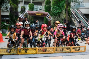Rise and Move Kembali Ramaikan Akhir Pekan Sehat dan Seru di Grand Galaxy Park Mall