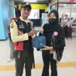 Mobilitas Tinggi Picu Kelalaian, Puluhan Barang Tertinggal Setiap Hari di LRT Jabodebek