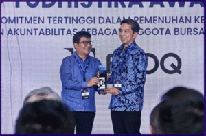 FLOQ Raih Penghargaan Yudhistira  dari CFX atas Akuntabilitas dan Integritas Tertinggi