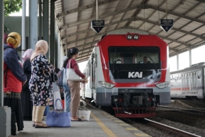 KAI Bandara Dukung Mobilitas Masyarakat Wates melalui Layanan KA Bandara YIA Berbasis PSO  Yogyakarta, 29 Juni 2026 – KAI Bandara terus berkomitmen menghadirkan layanan tr