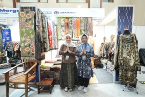 Jasa Marga Perluas Akses Pasar UMKM Binaan, Wujudkan Produk Lokal Go Internasional melalui BTN Indonesia Fashion Week 2026