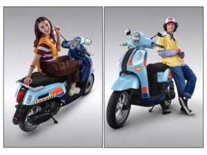 Fazzio Sunset Blue Hybrid x Alkateri, Motor Limited Edition Buat Nyempurnain Look Retro-Future Lo