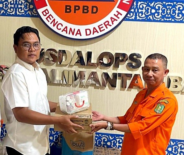 PTPN Group melalui PTPN IV Regional V Salurkan Bantuan untuk Mendukung Penanganan Karhutla di Kalimantan