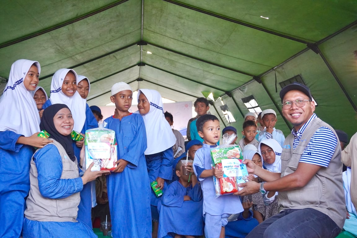 PT Etos Kreatif Indonesia dan Yayasan Rintisan Amal Bunda Turun Langsung ke NTT, Salurkan Makanan, Layanan Kesehatan hingga Dukungan Psikososial